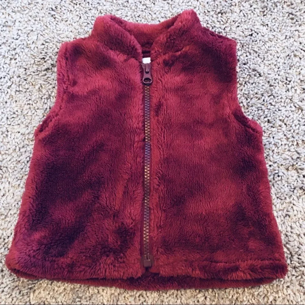Old Navy maroon fluffy vest 6-12mon